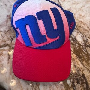 Ny Giants NFL New Era Royal Blue & red Underbill 39THIRTY Stretch Fit Cap
